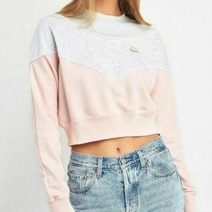 Nike Cropped Sweater